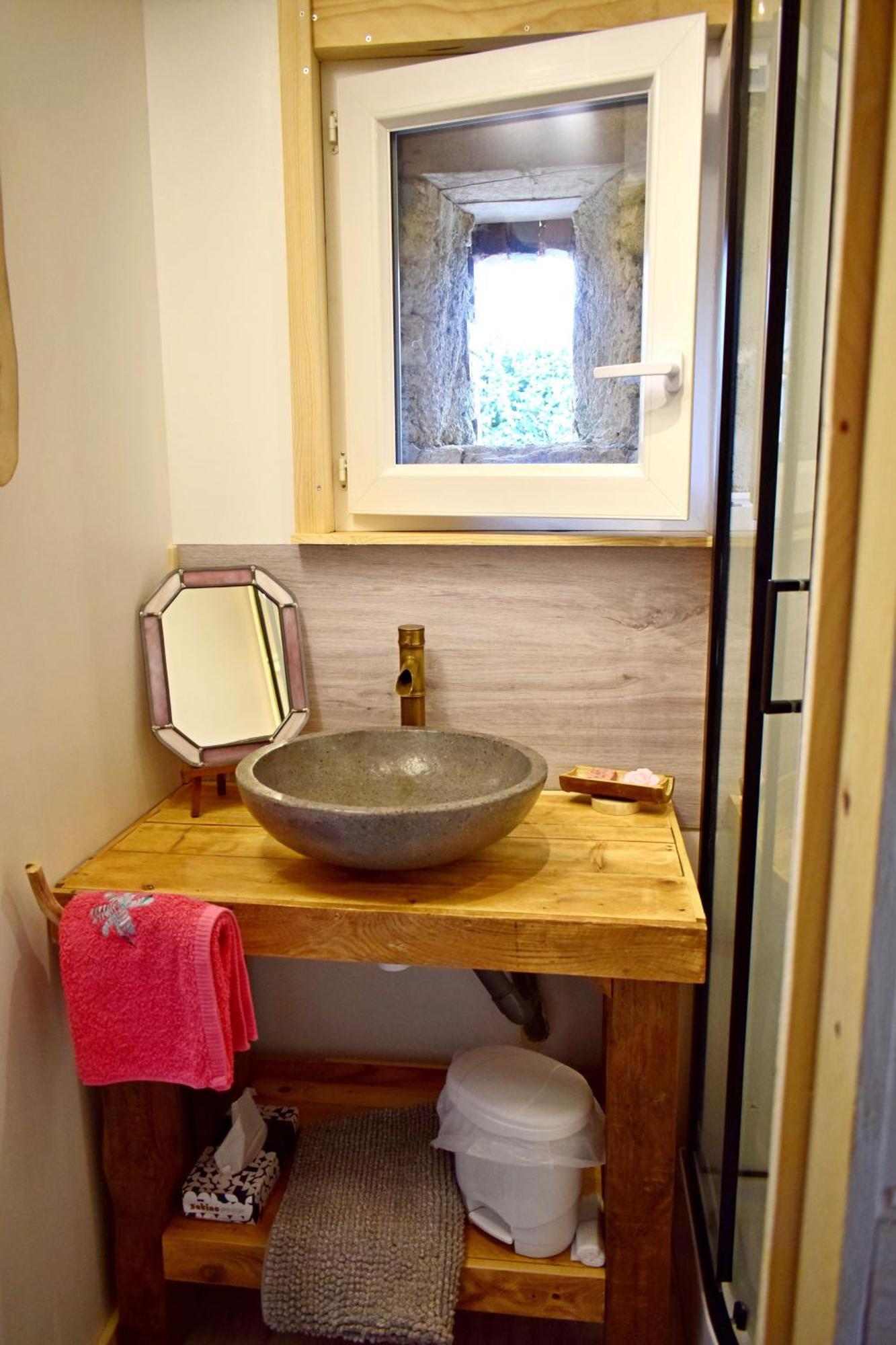 L'Oree Du Bois Gaubau Saint-Georges-sur-Layon Bagian luar foto